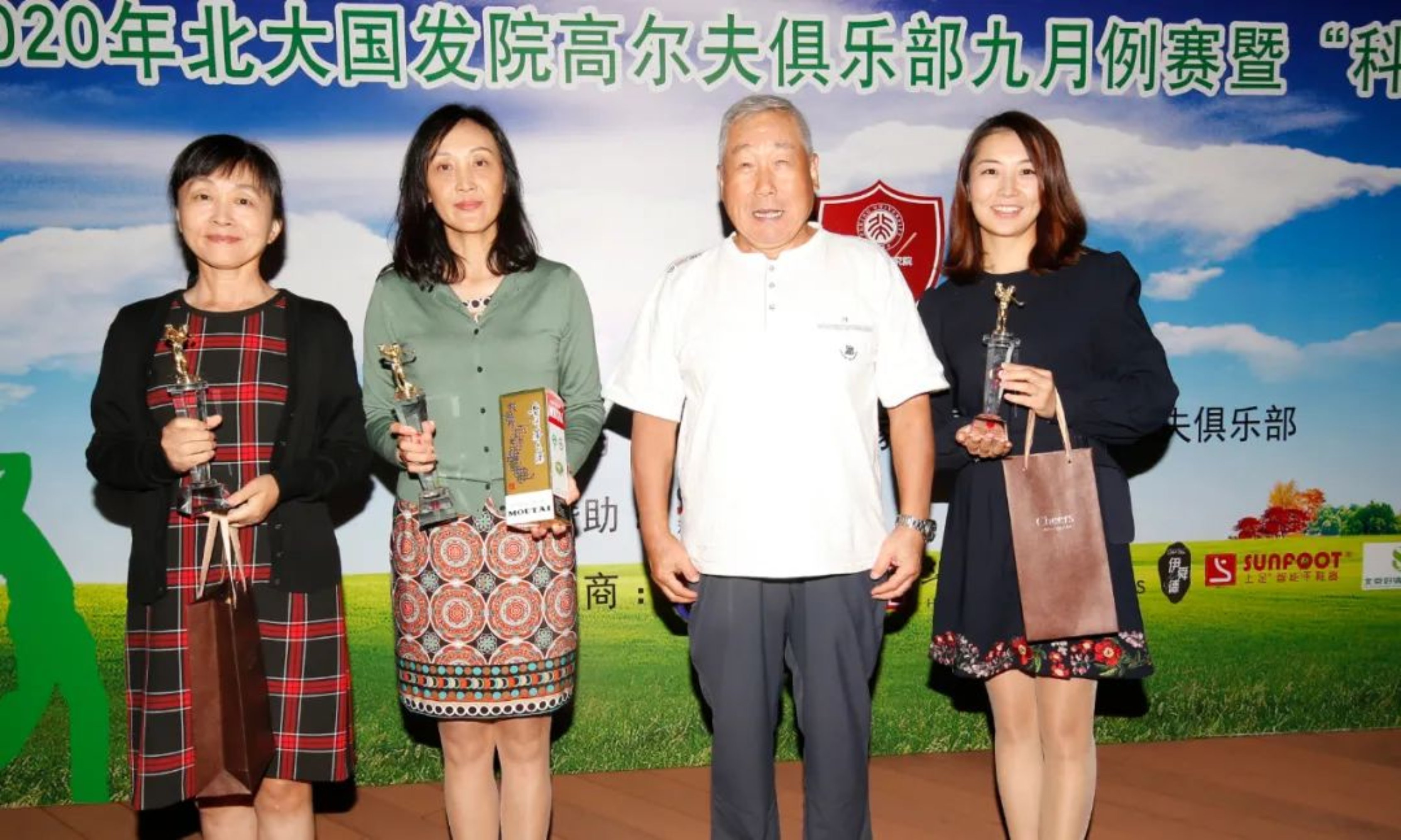 //mmbiz.qpic.cn/mmbiz_jpg/Lap1NyDib73puo9pPE7tJFLv3IP15ouYSJqoGUicLWxavKJSyWAZBeCW7RZJQf0R5iaf7wwibTOUWSqiaUnje4BcZaQ/640?wx_fmt=jpeg