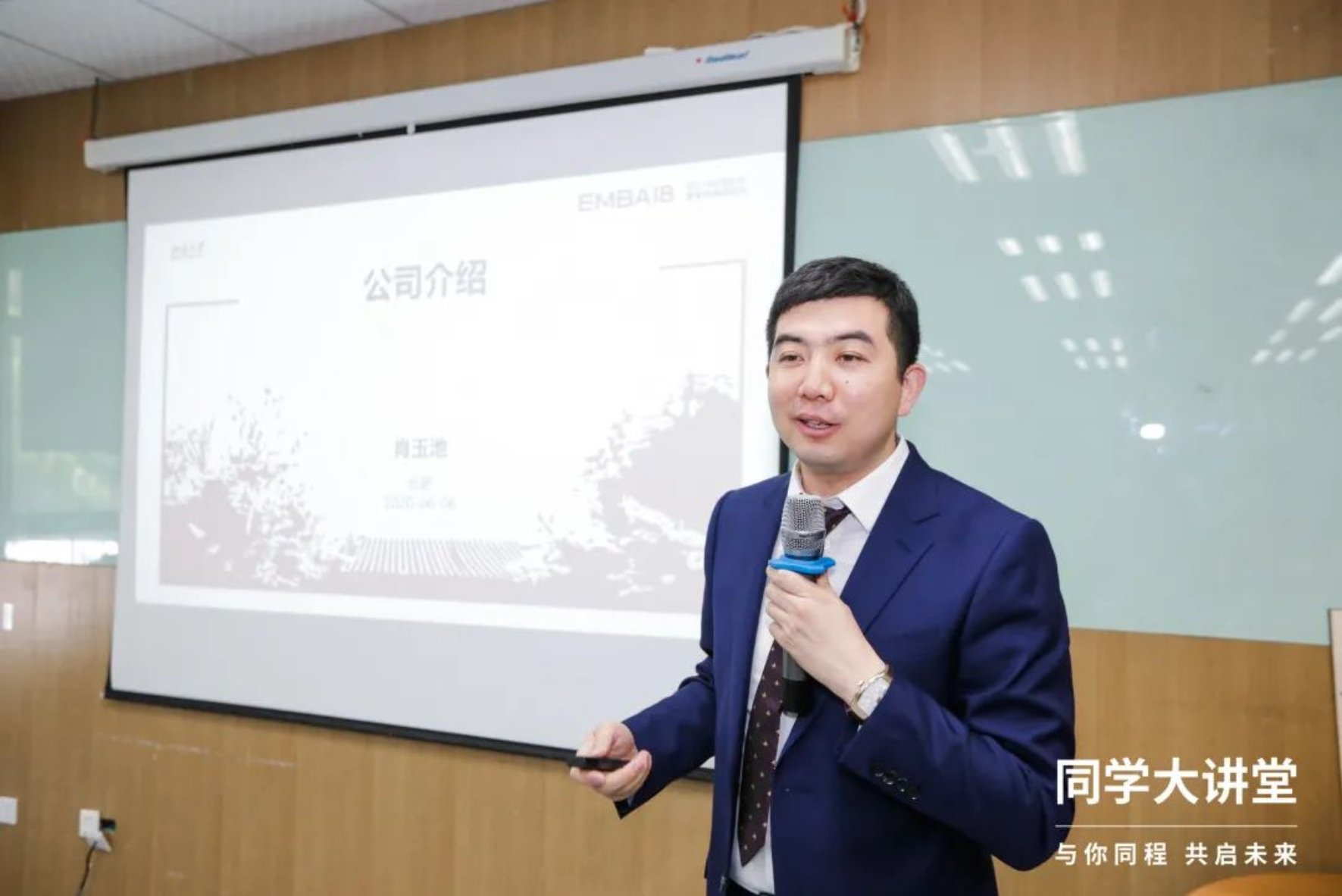 //mmbiz.qpic.cn/mmbiz_jpg/icYYtflJnb6l7lx8tX55hU1N3SPj5IupvLGlbBpeiaIIORXRLr1Z3Irzze4dMafIcesicDUGhnvBUYBg8TcPyzKkg/640?wx_fmt=jpeg