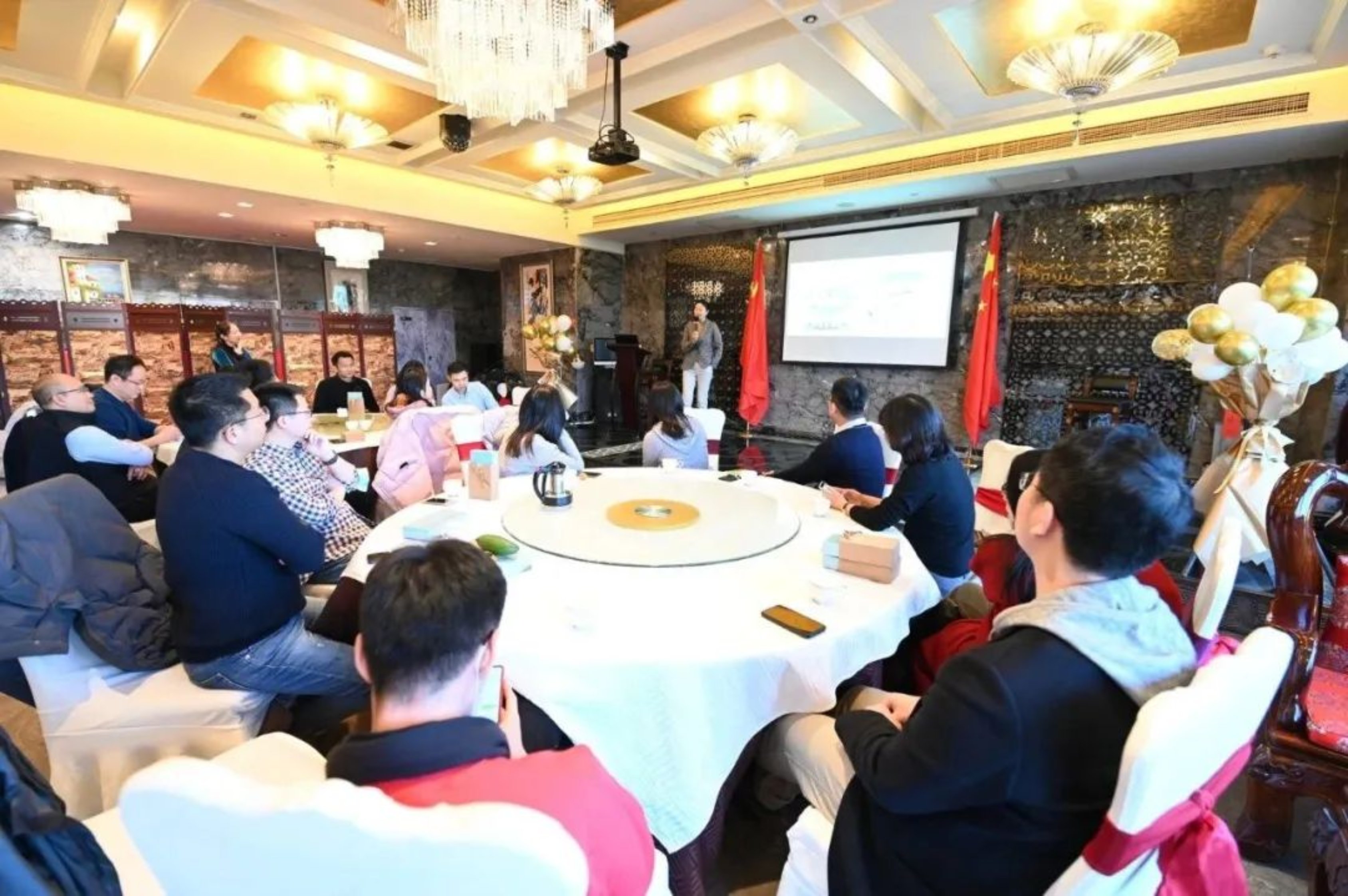 //mmbiz.qpic.cn/mmbiz_jpg/ibGh4lTFYyo9RkhiaKtjf6RA0rH7MPVYDtaOffibaia0icXmhXqbjPqf7DFcmC5J9YDnabhPZrC5KgDbtV7ic4nKwQhw/640?wx_fmt=jpeg