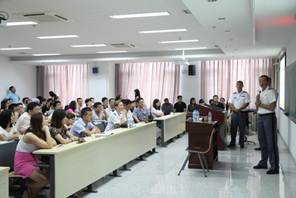 说明: F:\西点0805\调整大小 IMG_0229.JPG