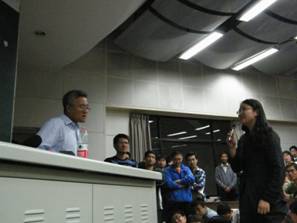 说明: C:\Users\bu\Desktop\张维迎讲座照片\DSCF0561.JPG