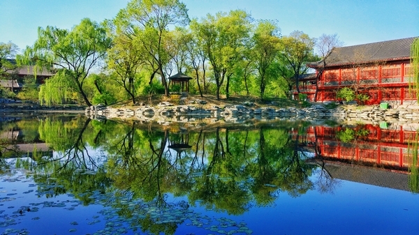 曹毅－万众楼旁水如天